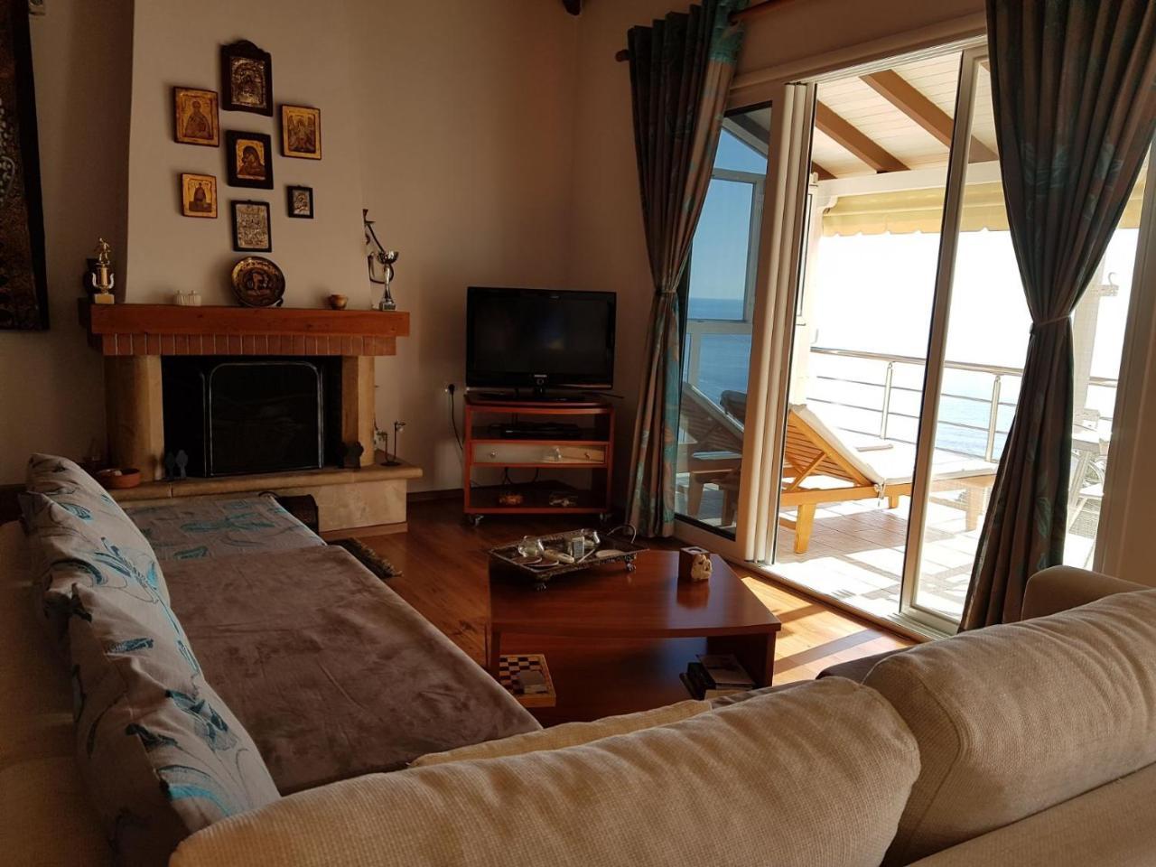 ★ Meniko'S House ★ Amazing Sea View Apartman Himara Kültér fotó