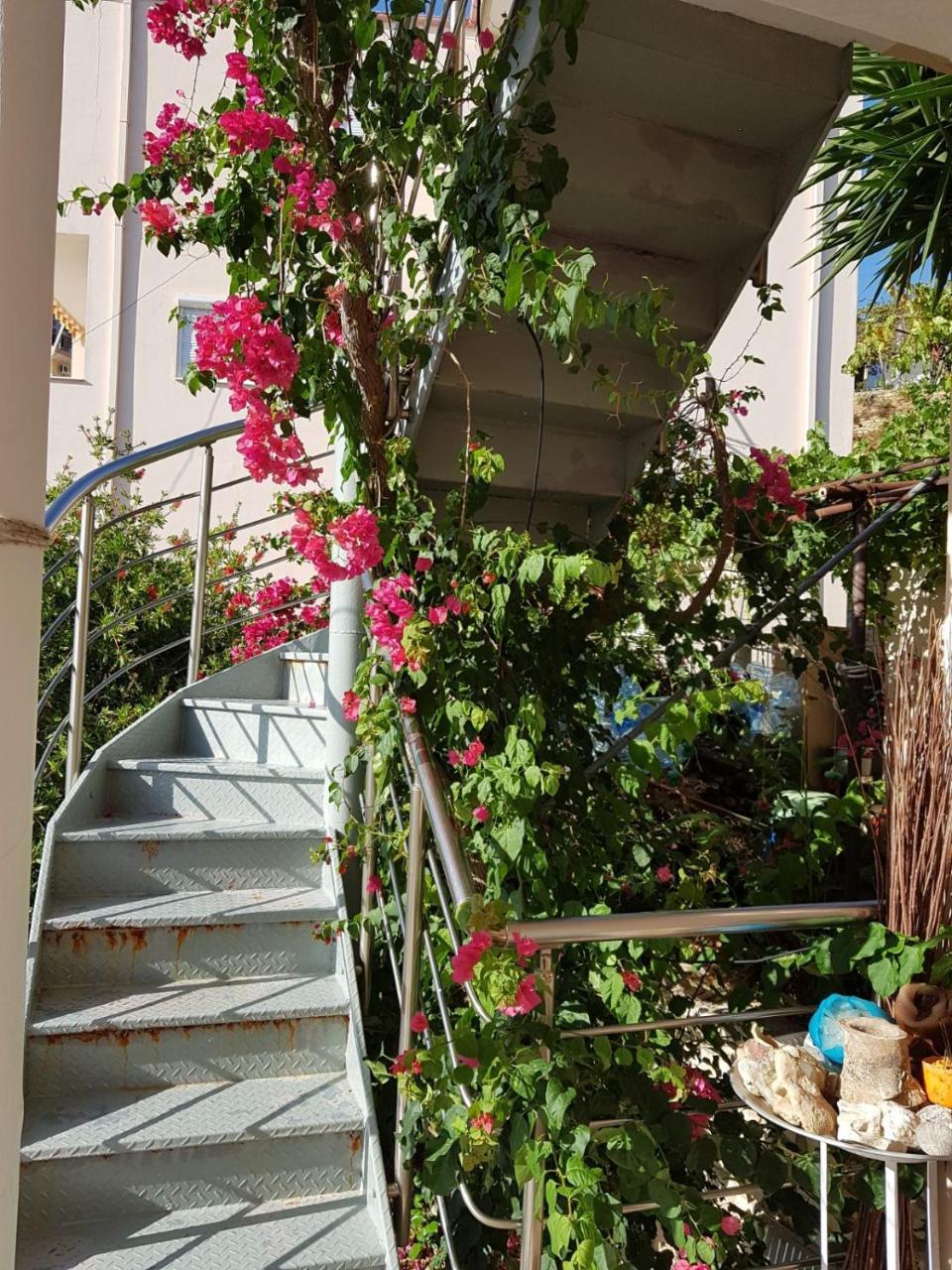 ★ Meniko'S House ★ Amazing Sea View Apartman Himara Kültér fotó